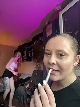 DaddysLittleSlutfox online show from June 2, 5:26 pm