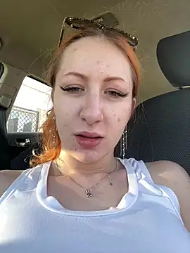 DaddysLittleSlutfox online show from June 14, 4:09 pm
