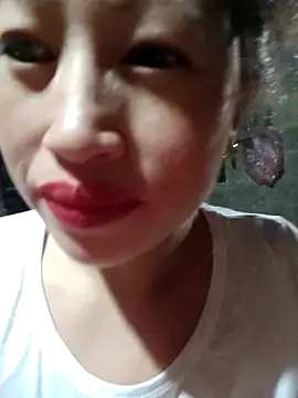 Snapshot of VanGau031694 chatting on October 10, 7:51 am VanGau031694 online show from October 10, 7:51 am