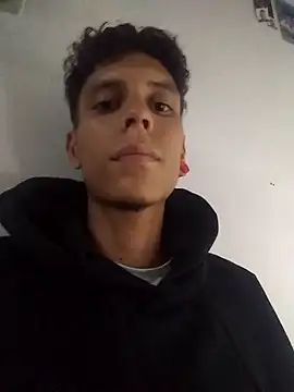 Snapshot of Crxxxsh chatting on March 26, 11:16 am Crxxxsh online show from March 26, 11:16 am