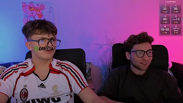 travis wolf  online show from December 20, 7:54 pm