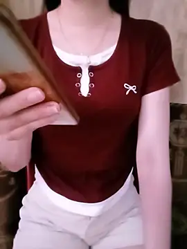 CherryBeii online show from August 2, 3:10 pm