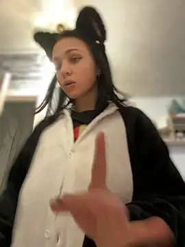 Snapshot of VendiMur chatting on September 30, 2:05 am VendiMur online show from September 30, 2:05 am