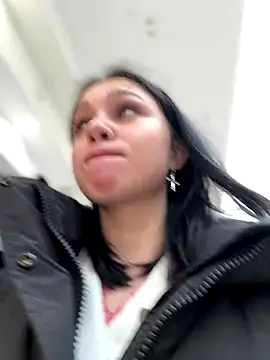 Snapshot of VendiMur chatting on October 10, 3:05 am VendiMur online show from October 10, 3:05 am