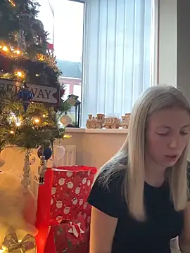 Snapshot of CheekyChelseaX chatting on November 30, 3:38 pm CheekyChelseaX online show from November 30, 3:38 pm