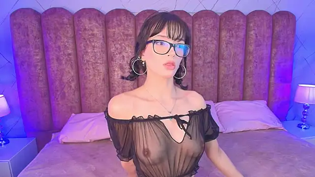 Snapshot of Sweet_1Angel chatting on May 3, 3:34 am Sweet 1Angel online show from May 3, 3:34 am