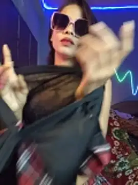 royeoy22 online show from March 9, 11:47 am