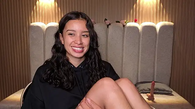  Mia Evans 1 online show from March 12, 1:56 am