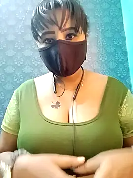 Snapshot of tamil_Vennila chatting on September 17, 8:38 am tamil Vennila online show from September 17, 8:38 am