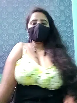 Snapshot of tamil_Vennila chatting on November 6, 7:59 pm tamil Vennila online show from November 6, 7:59 pm