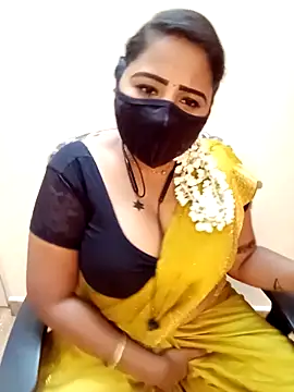 Snapshot of tamil_Vennila chatting on December 15, 7:12 am tamil Vennila online show from December 15, 7:12 am