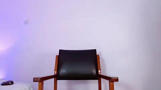 LuciaCollins  online show from October 14, 12:50 pm