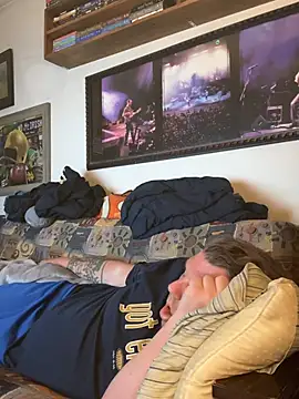 Stephanie1984 online show from March 2, 4:58 am