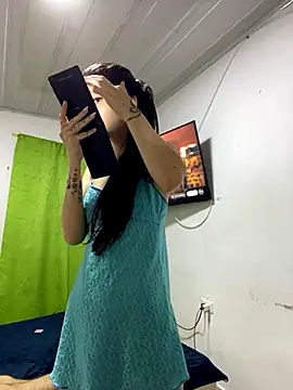 sashaxxx1630 online show from September 26, 6:39 am