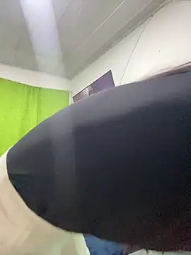 sashaxxx1630 online show from October 6, 4:43 am