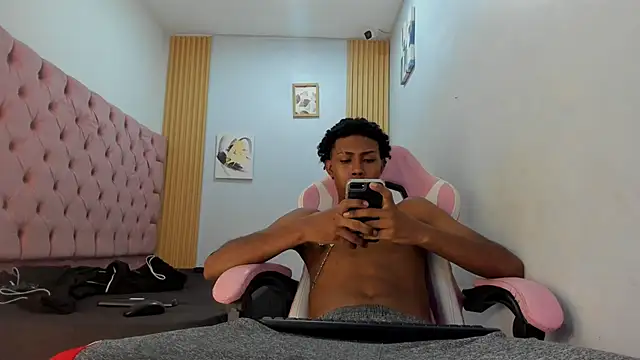 Snapshot of Jax_Maliq chatting on November 27, 3:30 am Jax Maliq online show from November 27, 3:30 am