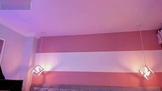 Snapshot of Mia_Valentine_ chatting on November 11, 8:31 pm Mia Valentine online show from November 11, 8:31 pm