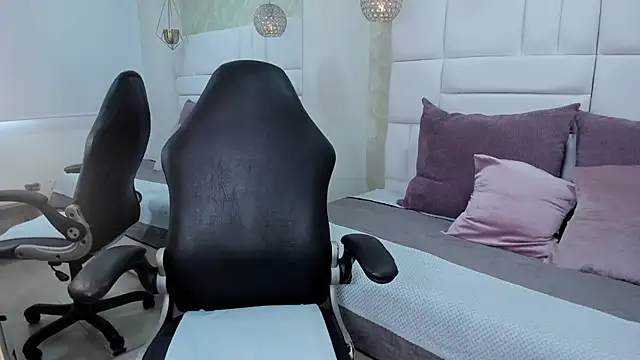 Snapshot of kate_lua chatting on November 18, 12:31 pm kate lua online show from November 18, 12:31 pm