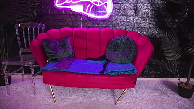 CherrySin online show from January 10, 8:10 pm