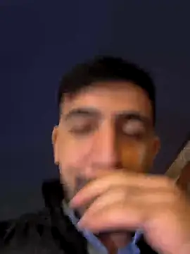 Snapshot of ahmet4090 chatting on September 29, 4:23 pm ahmet4090 online show from September 29, 4:23 pm