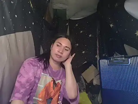 Reynalda26 online show from November 8, 7:23 pm