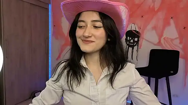 Snapshot of AlessandraLB chatting on October 15, 1:39 am AlessandraLB online show from October 15, 1:39 am