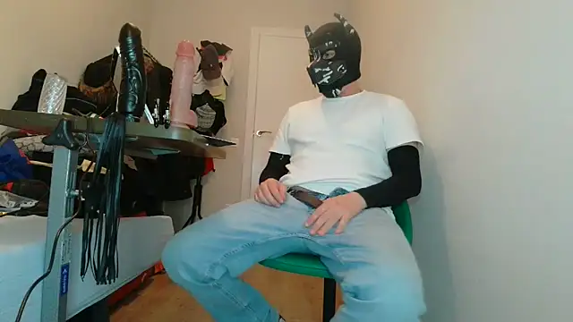 Maskpor2022 online show from March 7, 8:06 pm