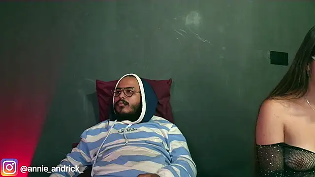 Snapshot of _leda_swan_ chatting on November 5, 12:49 pm leda swan online show from November 5, 12:49 pm