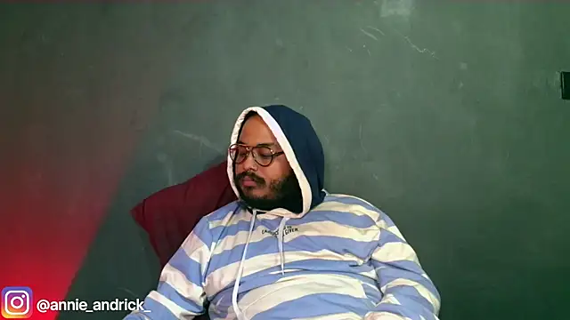 Snapshot of _leda_swan_ chatting on November 10, 12:59 pm leda swan online show from November 10, 12:59 pm