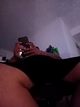 Snapshot of ramito1007 chatting on December 4, 1:26 am ramito1007 online show from December 4, 1:26 am