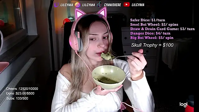 Snapshot of cymaishere chatting on November 5, 8:20 pm cymaishere online show from November 5, 8:20 pm