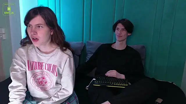 Snapshot of ViviaraNGendy chatting on September 14, 10:25 am ViviaraNGendy online show from September 14, 10:25 am