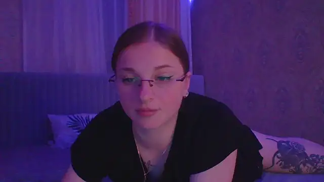 Snapshot of Star_Girlish chatting on November 12, 9:36 pm Star Girlish online show from November 12, 9:36 pm