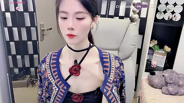 Yueyue-MM online show from June 7, 12:59 am