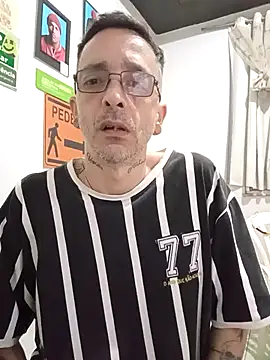 dinho carioca online show from October 9, 2:37 pm