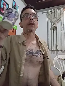 dinho carioca online show from January 7, 1:24 pm