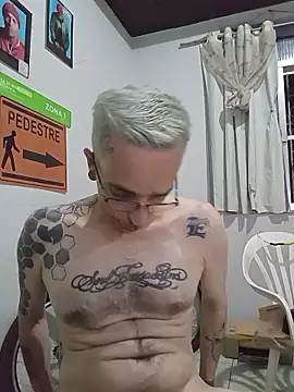 dinho carioca online show from January 12, 1:55 am