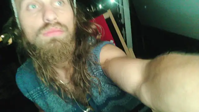 JuliCarl online show from June 19, 2:16 am