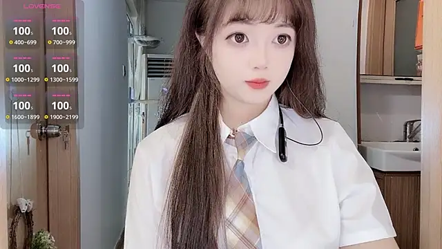 Snapshot of DDDDDoremi chatting on October 24, 2:19 am DDDDDoremi online show from October 24, 2:19 am