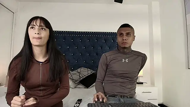 Damian and roxanne online show from July 6, 12:46 pm