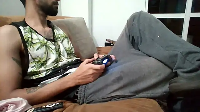 Alejandro92 cali online show from July 13, 4:59 am