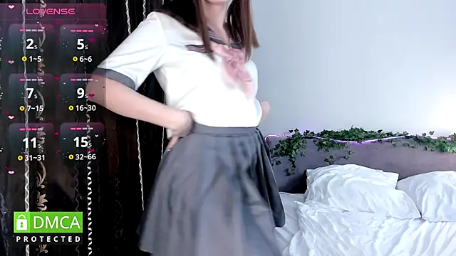 Snapshot of KyotoGlow chatting on October 2, 8:32 am KyotoGlow online show from October 2, 8:32 am