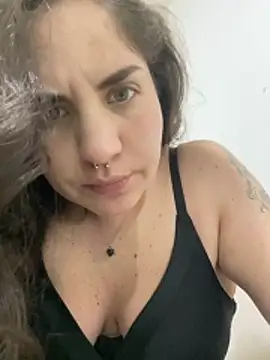 Snapshot of napoletanacagna chatting on February 16, 7:32 pm napoletanacagna online show from February 16, 7:32 pm