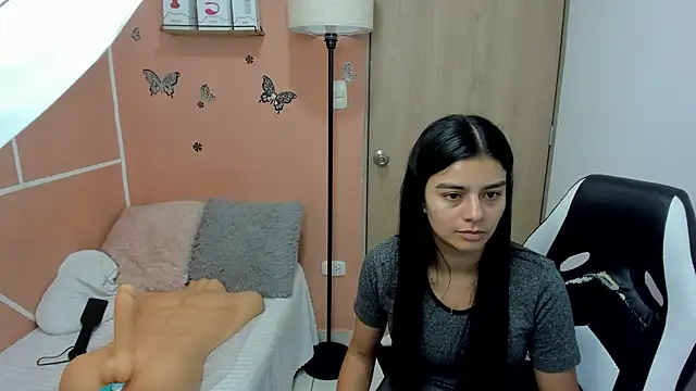 valerihouse online show from December 23, 8:57 pm