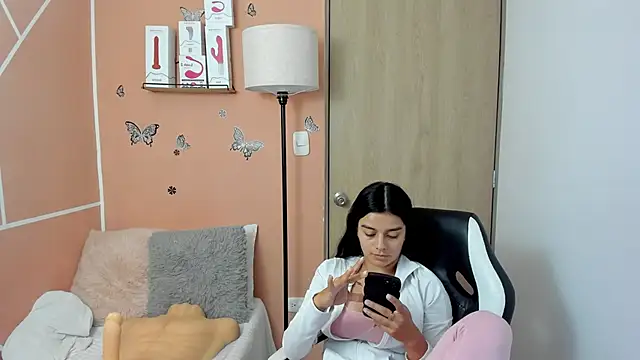 valerihouse online show from December 26, 9:37 pm