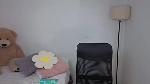 valerihouse online show from November 13, 11:58 pm