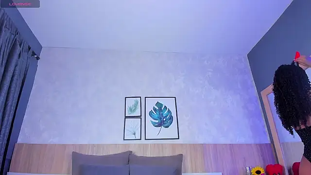 mia gate online show from October 13, 12:05 pm