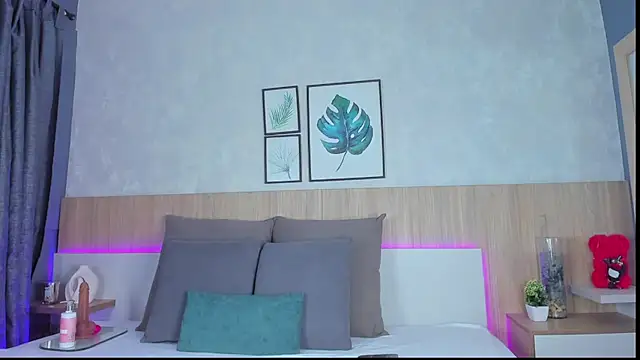 mia gate online show from November 7, 11:32 am