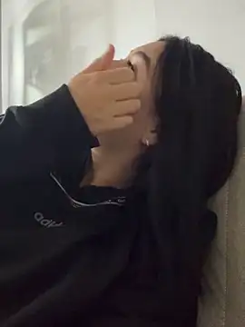 Scarlett 12 online show from September 15, 11:43 am