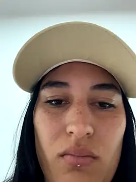 Scarlett 12 online show from September 17, 11:56 am